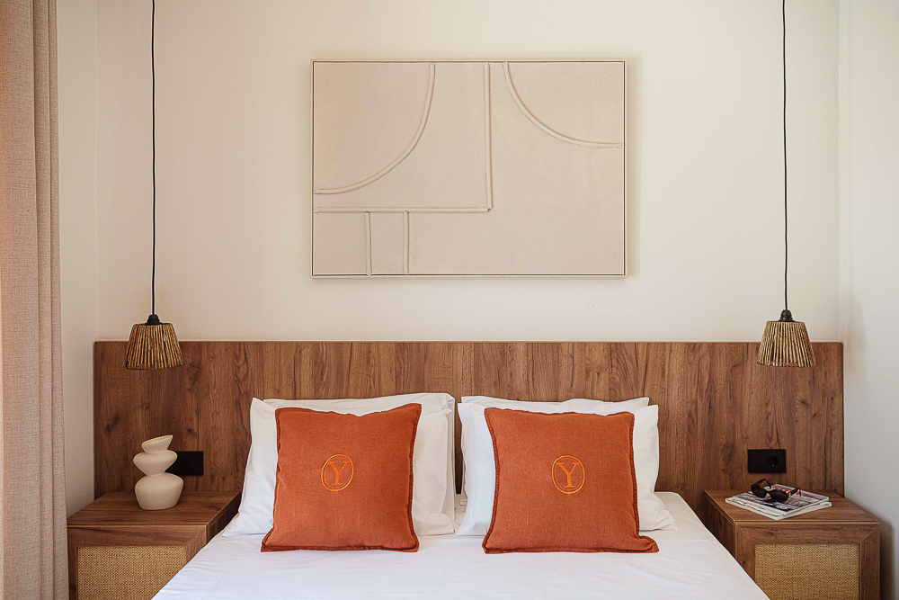 Pool view room desk area